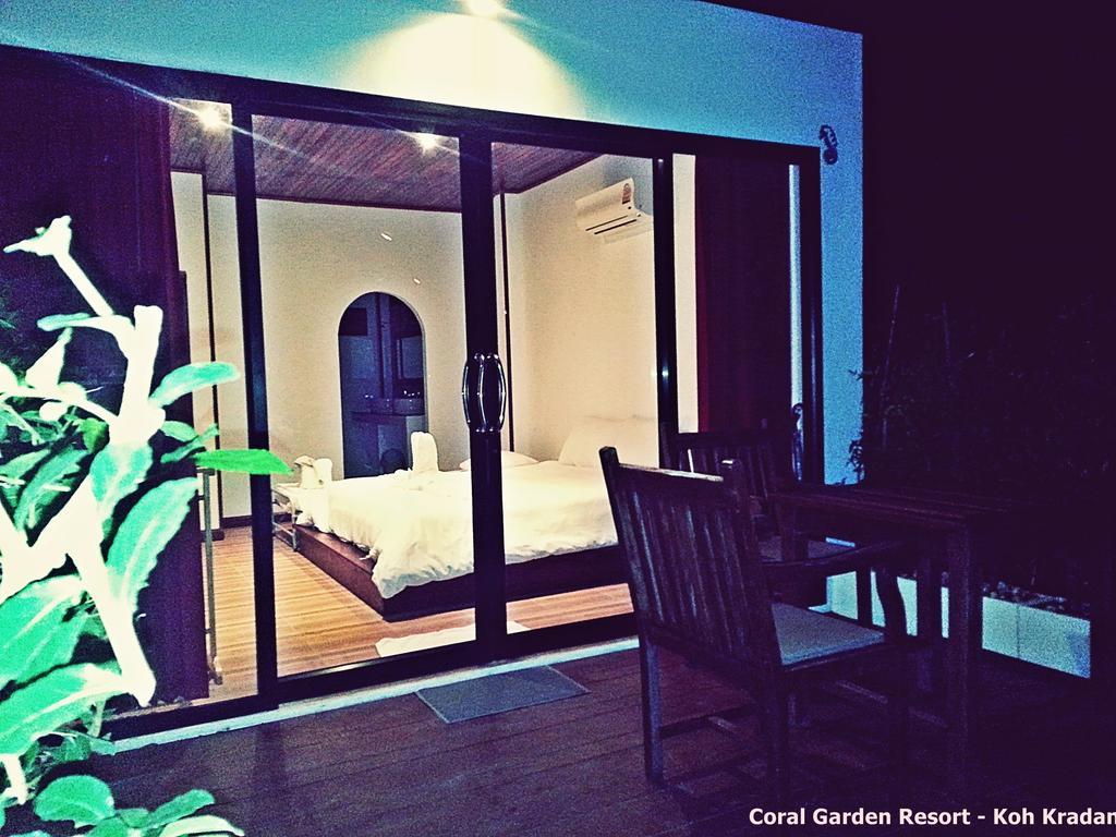 Coral Garden Resort Крадан Номер фото