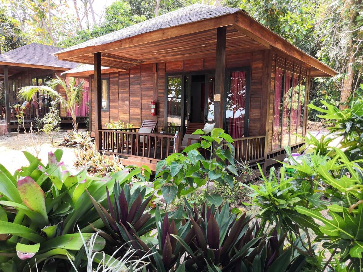 Coral Garden Resort Крадан Экстерьер фото